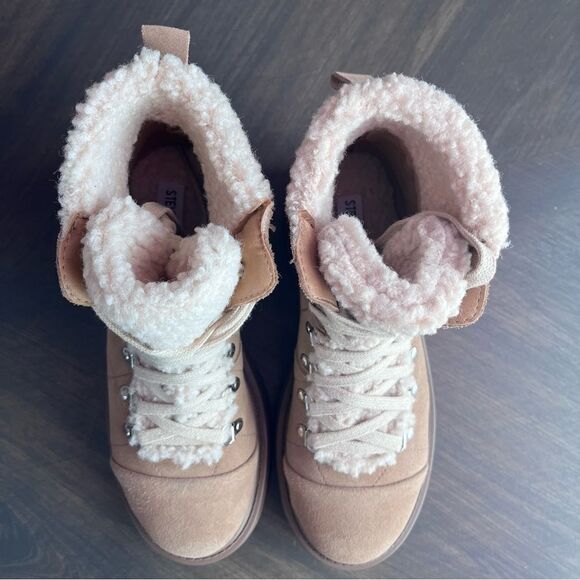 STEVE MADDEN Reyen Platform Boot in Oatmeal Suede Size 7.5 NEW - Picture 6 of 15